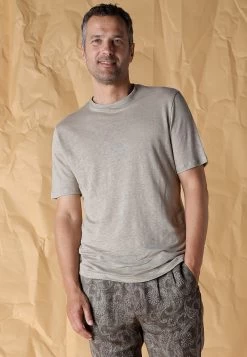 T-shirt Morgano Made In Italy 100% Lino 15 T-shirt Morgano Made In Italy 100% Lino -Negozio Da Uomo Alla Moda 04529785d7a08eae54b211e9b80249ff