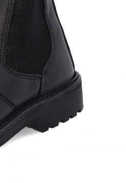 Stivaletto In Pelle Nera Igi&co Con Elastici Laterali 2610100 -Negozio Da Uomo Alla Moda 08960add8e03ea47163618539bb57732