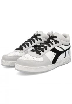 Sneakers Alte Diadora Magic Basket Demi Cut Icona Leather Bianco E Nero 13 Sneakers Alte Diadora Magic Basket Demi Cut Icona Leather Bianco E Nero -Negozio Da Uomo Alla Moda 1a81b4ad62f4c3d7ad5d8ed36e0c9dfd