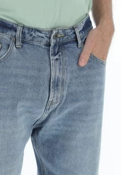 Jeans Cropped 8.9 Uomo Con Rottura Loose Fit 10 Jeans Cropped 8.9 Uomo Con Rottura Loose Fit -Negozio Da Uomo Alla Moda 1f90462c5dd6f36a8235e6d87dba4c8b