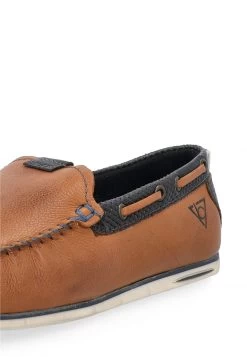 Mocassino In Pelle Bugatti Modello 321-a2x65-1000 -Negozio Da Uomo Alla Moda 31f133b4de20fc0e771d30d265b4e750