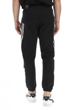 Pantalone Adidas Sport Con Righe Diagonali E Logo Gommato 9 Pantalone Adidas Sport Con Righe Diagonali E Logo Gommato -Negozio Da Uomo Alla Moda 32f23d4aa302453a09d9a067954fe88b