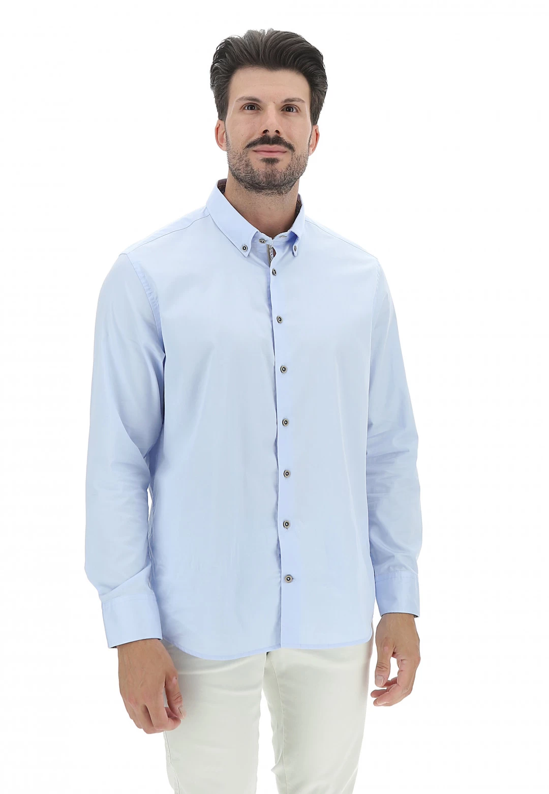 Camicia Uomo Bugatti In Cotone Tinta Unita Con Bottoni A Contrasto 3 Camicia Uomo Bugatti In Cotone Tinta Unita Con Bottoni A Contrasto