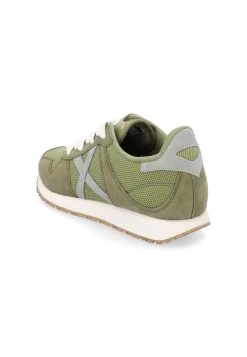 Sneakers Munich Massana Color Pistacchio 12 Sneakers Munich Massana Color Pistacchio -Negozio Da Uomo Alla Moda 584befee1668bbc4a3413c4a50662a2e