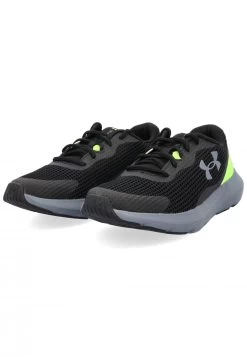 Scarpe Uomo Da Running Under Armour Surge 3 3024883-003 Nero Con Dettagli Verdi -Negozio Da Uomo Alla Moda 5f527db2667377ac8e5a3160d5809448