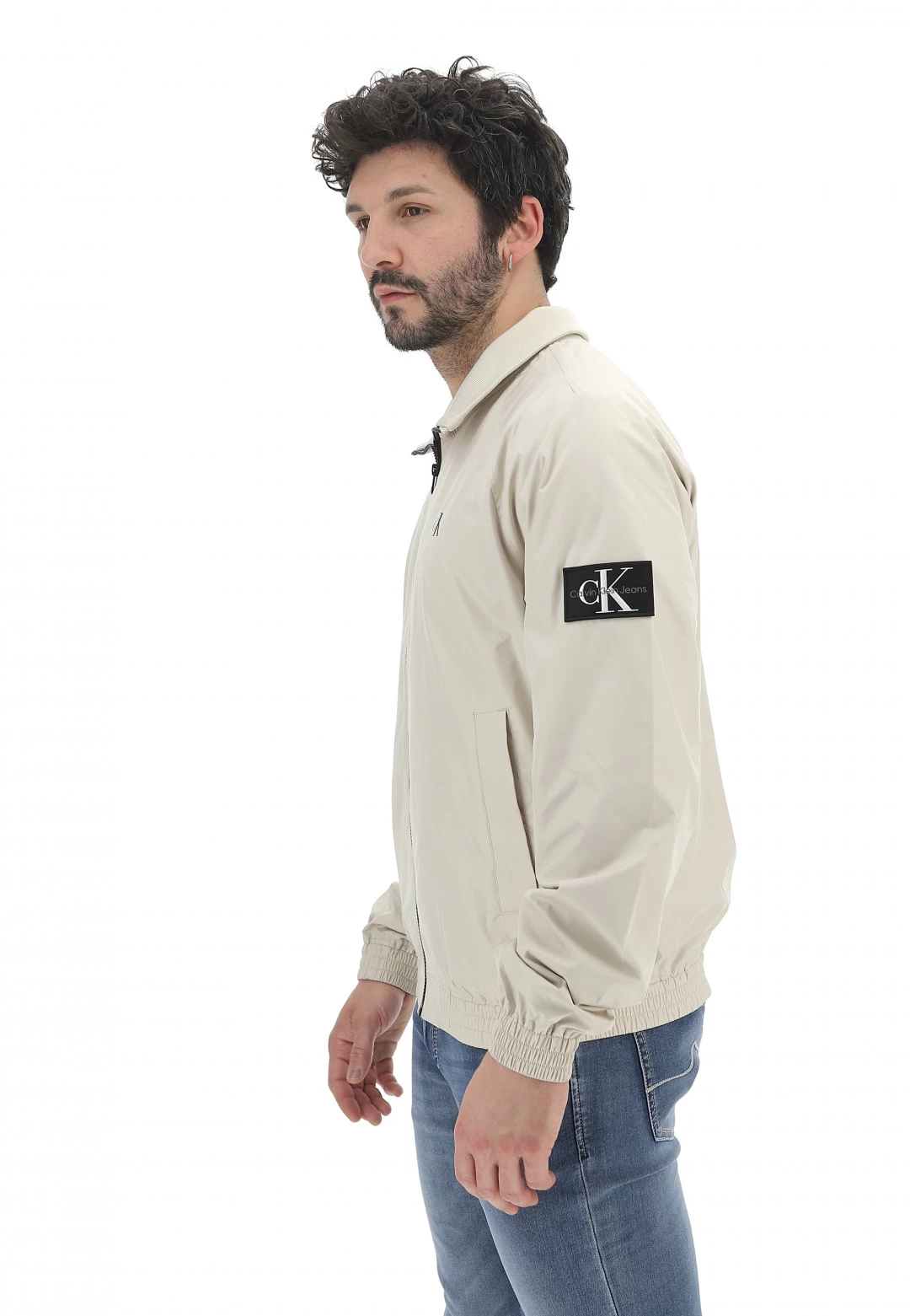 Calvin Klein Jeans Giubbino Calvin Klein Uomo Tinta Unita Con Zip E Logo A Contrasto 4 Calvin Klein Jeans Giubbino Calvin Klein Uomo Tinta Unita Con Zip E Logo A Contrasto - immagine 2