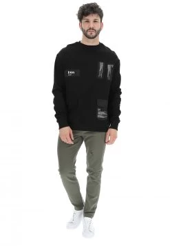 Felpa Girocollo Age Scritte Applicate -Negozio Da Uomo Alla Moda 7e449b246bb18a461d4d28cc62715f8a