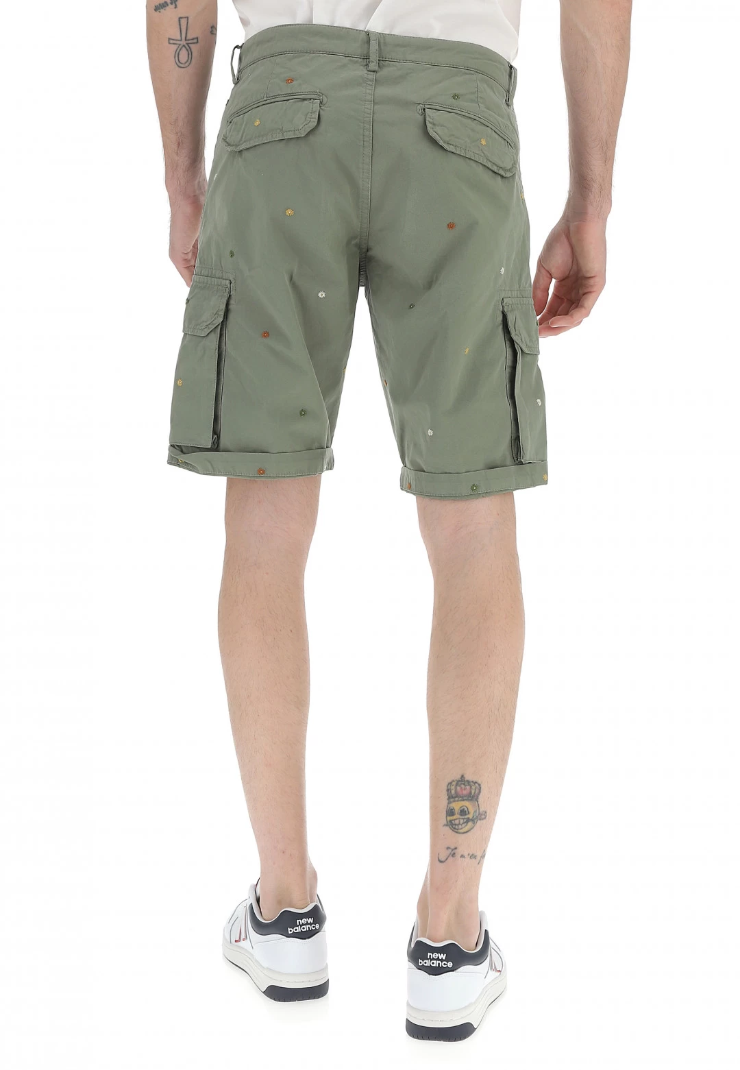 Bermuda Cargo 40weft Con Tasconi E Micro Ricami Florelali 5 Bermuda Cargo 40weft Con Tasconi E Micro Ricami Florelali - immagine 3