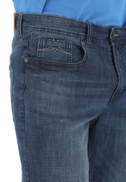 Bermuda Stretch In Denim Be Board Uomo Lavaggio Scuro -Negozio Da Uomo Alla Moda 9e8806b241ca6bb877b4cef5a3184667