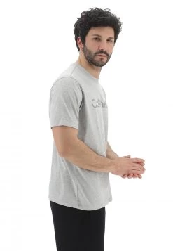 T-shirt Calvin Klein Sport Uomo Con Logo Sfumato Tono Su Tono -Negozio Da Uomo Alla Moda c175715527b0f56e373b5f76df67f8cf