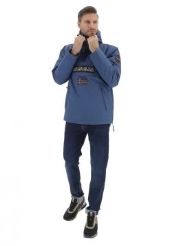 Giubbotto Felpato All'interno Napapijri Con Mezza Zip E Tasca Centrale Con Scritta Logo Ricamato -Negozio Da Uomo Alla Moda c488d52b029e0fb400da63e88bb15e18