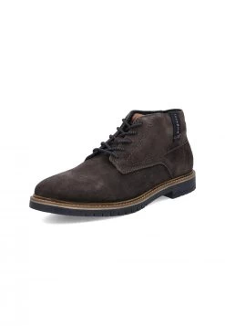 Polacco In Pelle Scamosciata Bugatti Art. 33183736 1400 -Negozio Da Uomo Alla Moda c84e54edd39f425b23fc65d225fcb359