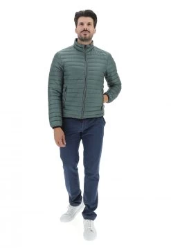 Giubino Uomo Caper Horn Art. 41554 Con Collo A Fascia 11 Giubino Uomo Caper Horn Art. 41554 Con Collo A Fascia -Negozio Da Uomo Alla Moda c9ae1cc6f117df88eb426236403e895f