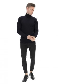 Dolcevita In Viscosa Basic Consenso -Negozio Da Uomo Alla Moda cd59259e7de7c788768999242855714b