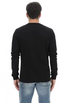 Felpa Girocollo Logo Camouflage Pyrex -Negozio Da Uomo Alla Moda d3e01bbcab1d4b78dede7530e8ce564f