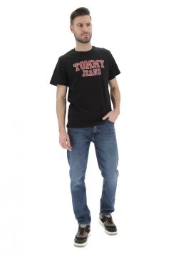 T-shirt Tommy Jeans Con Logo Frontale -Negozio Da Uomo Alla Moda e41672a93ac3c8e22131a83279c3eef1