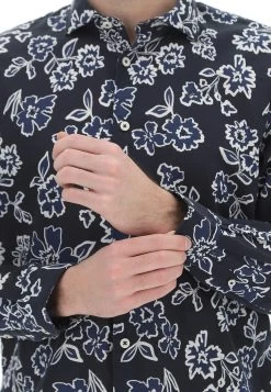 Camicia Age Uomo In Misto Lino E Cotone Con Fantasia Floreale 11 Camicia Age Uomo In Misto Lino E Cotone Con Fantasia Floreale -Negozio Da Uomo Alla Moda e91db1fa3a6749479ccf1eb24586c506