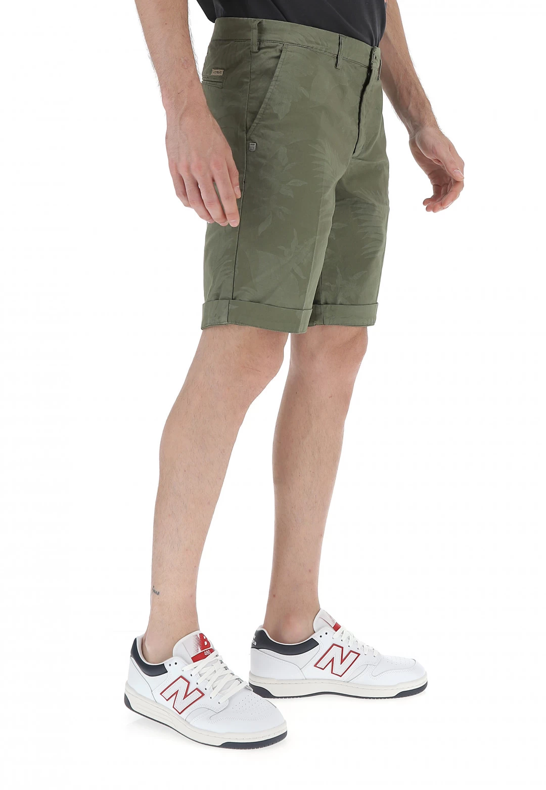 Bermuda Uomo 40weft Chino Con Fantasia A Foglie All Over 4 Bermuda Uomo 40weft Chino Con Fantasia A Foglie All Over - immagine 2